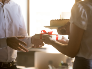 7_NonWork_Employee_Gift_opportunities